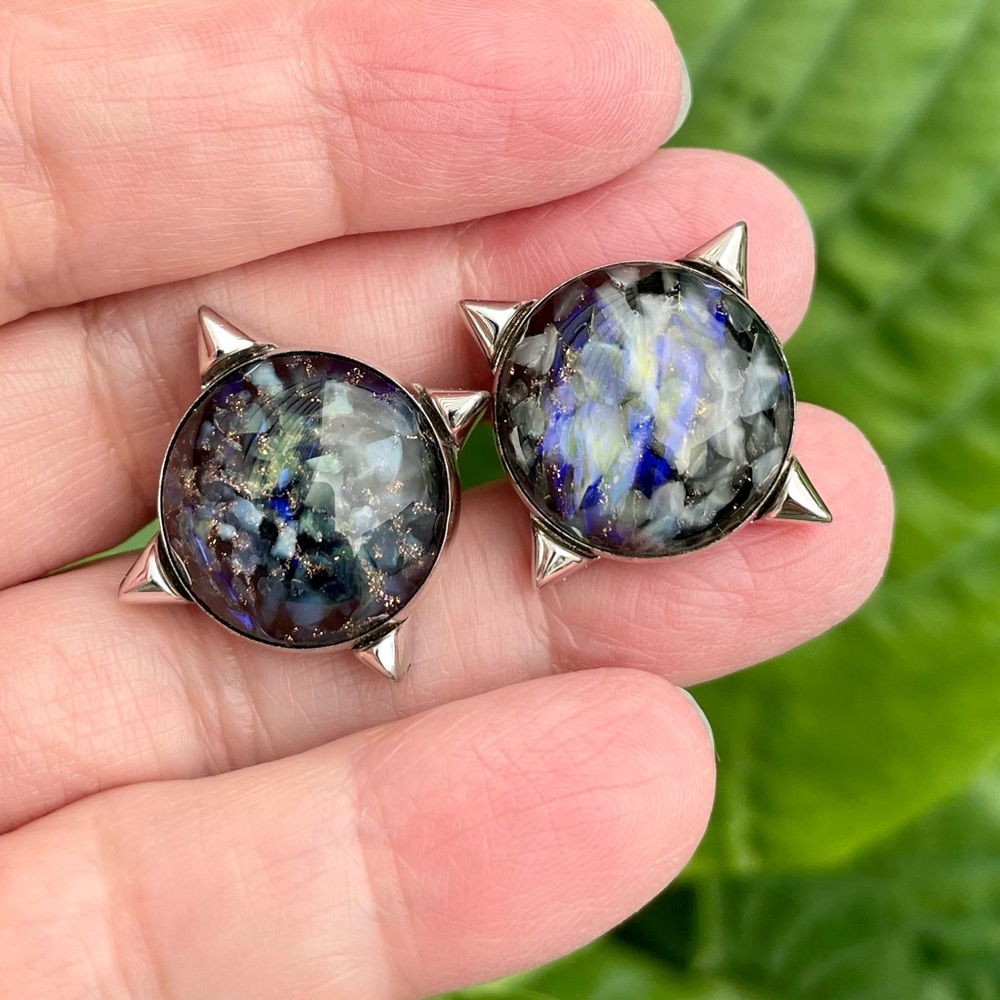 Vintage Hickok USA Dichroic Glass And Silver Tone Cuff Links